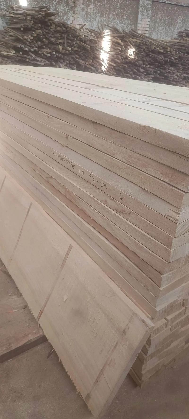 白雜熱銷(xiāo)，以城為本 木制品行業(yè)中的誠(chéng)信經(jīng)營(yíng)與質(zhì)量堅(jiān)守